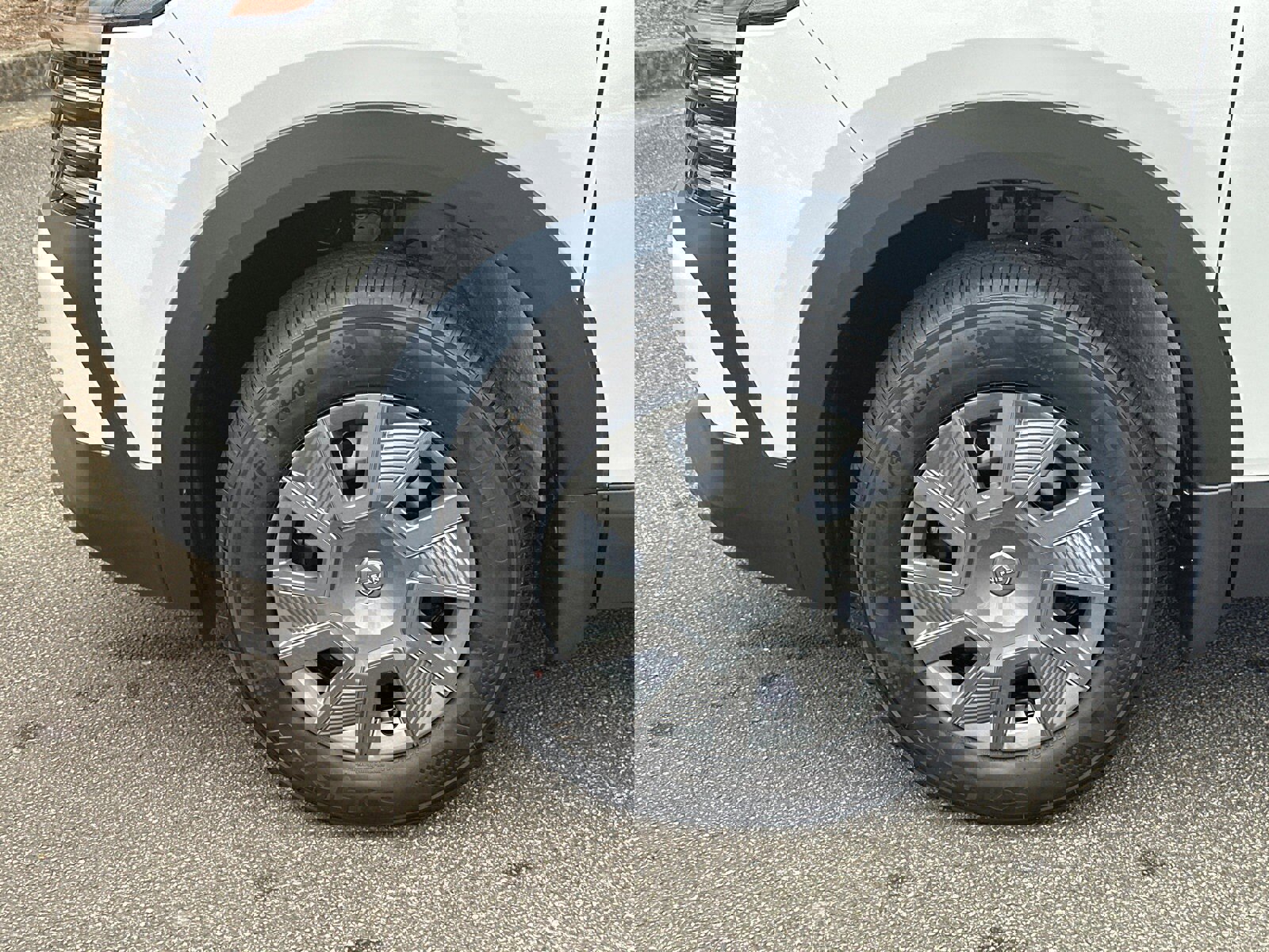 New 2026 Nissan Kicks S image 11