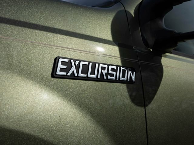 Used 2001 Ford Excursion Limited image 22