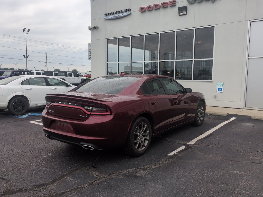 Used 2017 Dodge Charger SXT w/ AWD Plus Group image 5