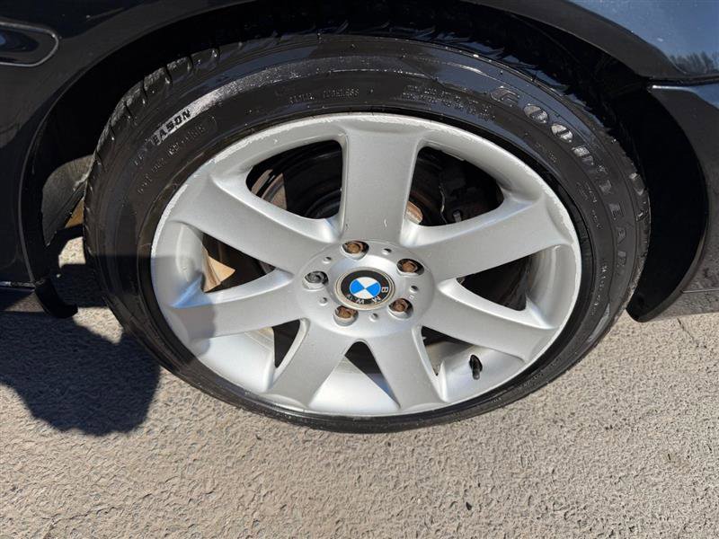 Used 2002 BMW 325Ci Convertible image 27