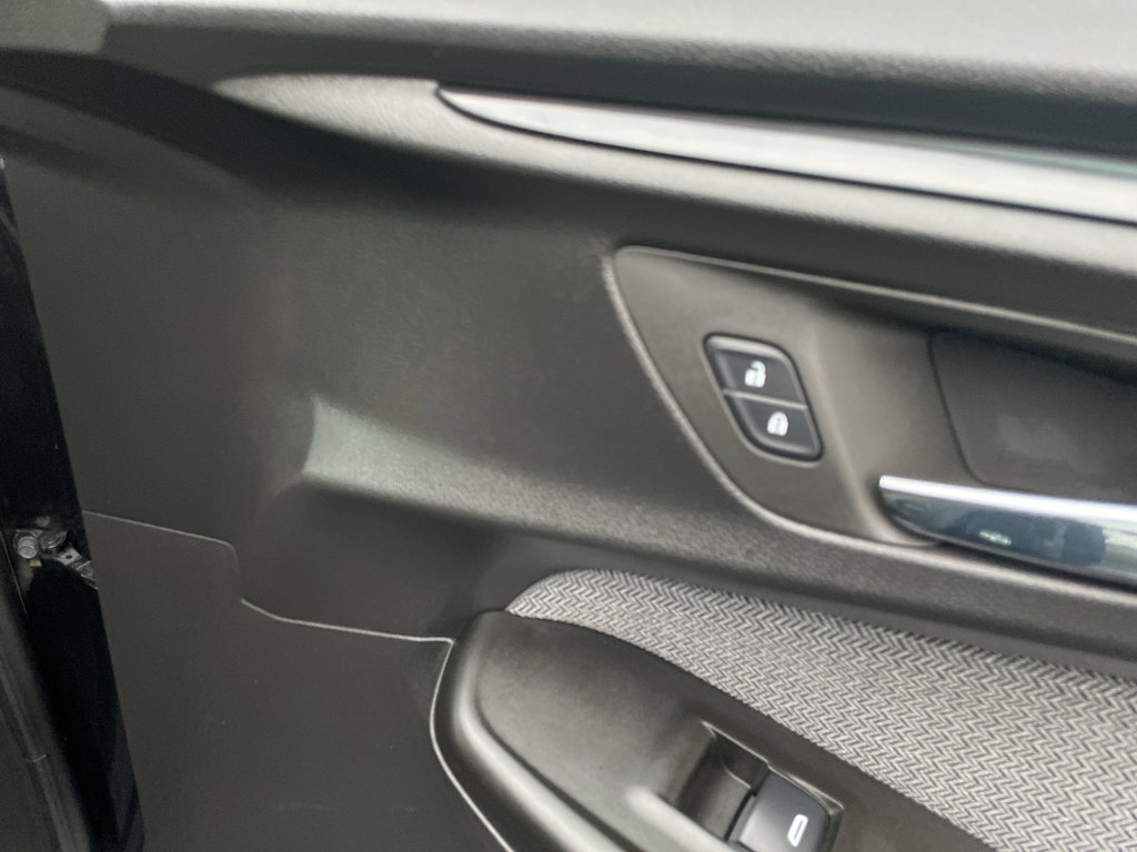 Used 2023 Chevrolet TrailBlazer LS image 44