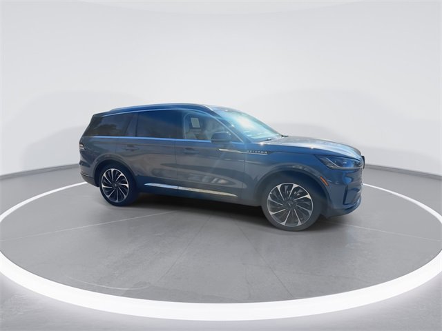 New 2026 Lincoln Aviator Reserve image 2