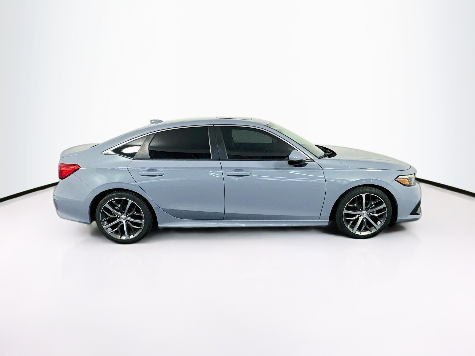 Used 2022 Honda Civic Touring image 10