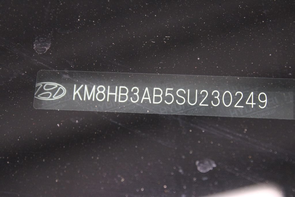Used 2025 Hyundai Kona SEL FWD image 32
