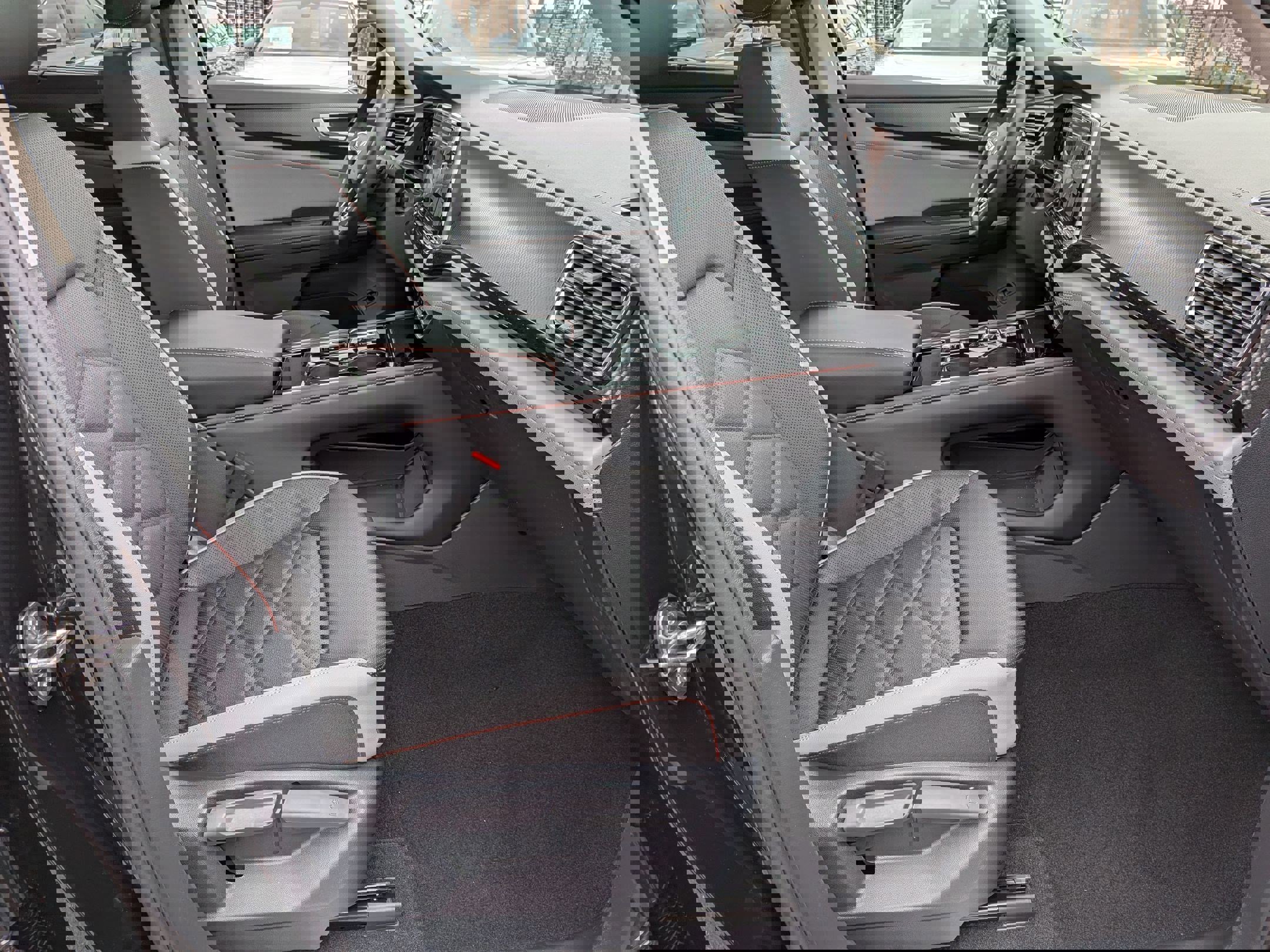 New 2026 Volkswagen Atlas Peak Edition image 36