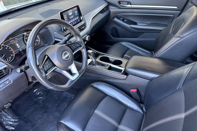 Used 2024 Nissan Altima 2.5 SR FWD image 10