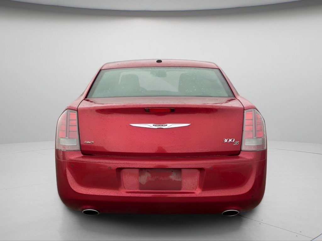Used 2014 Chrysler 300 S w/ Luxury Group image 8
