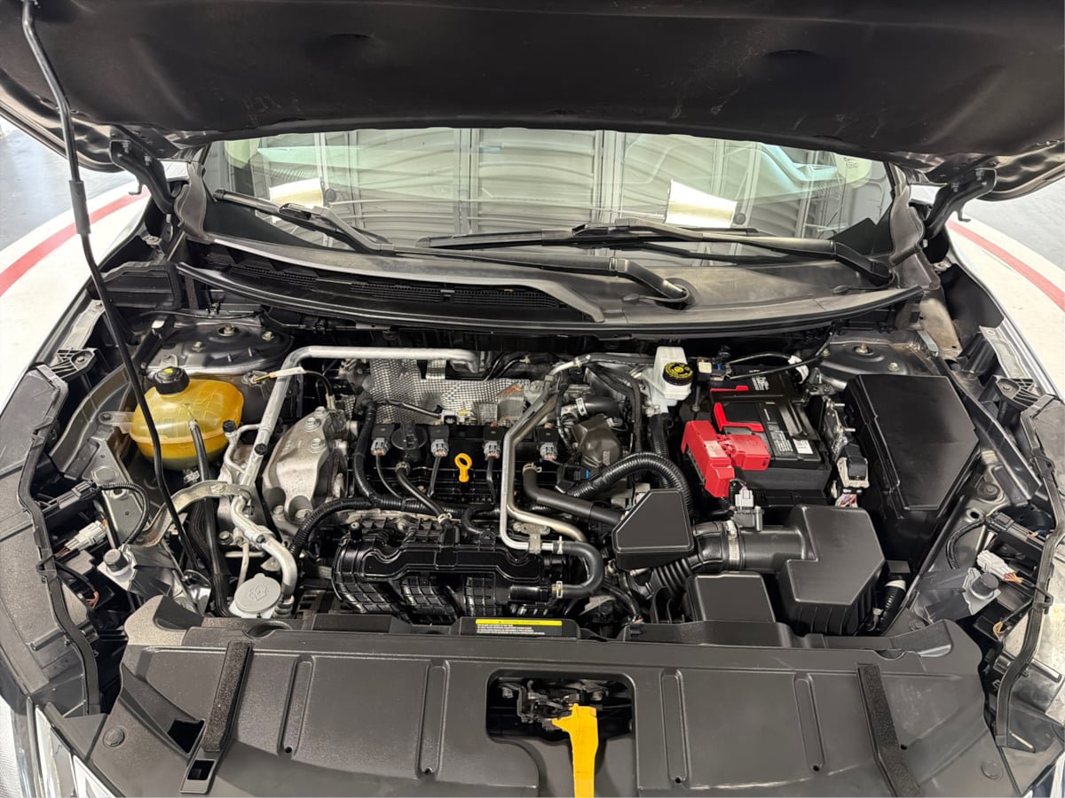 Used 2021 Nissan Rogue S AWD/4WD image 11