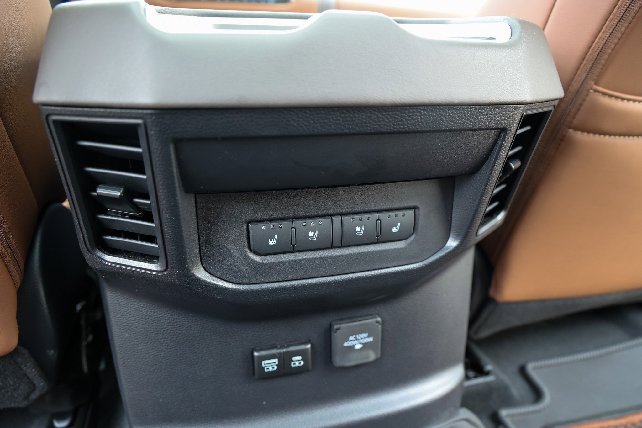 Used 2025 Toyota Tundra 1794 Edition w/ TRD Off-Road Package image 39