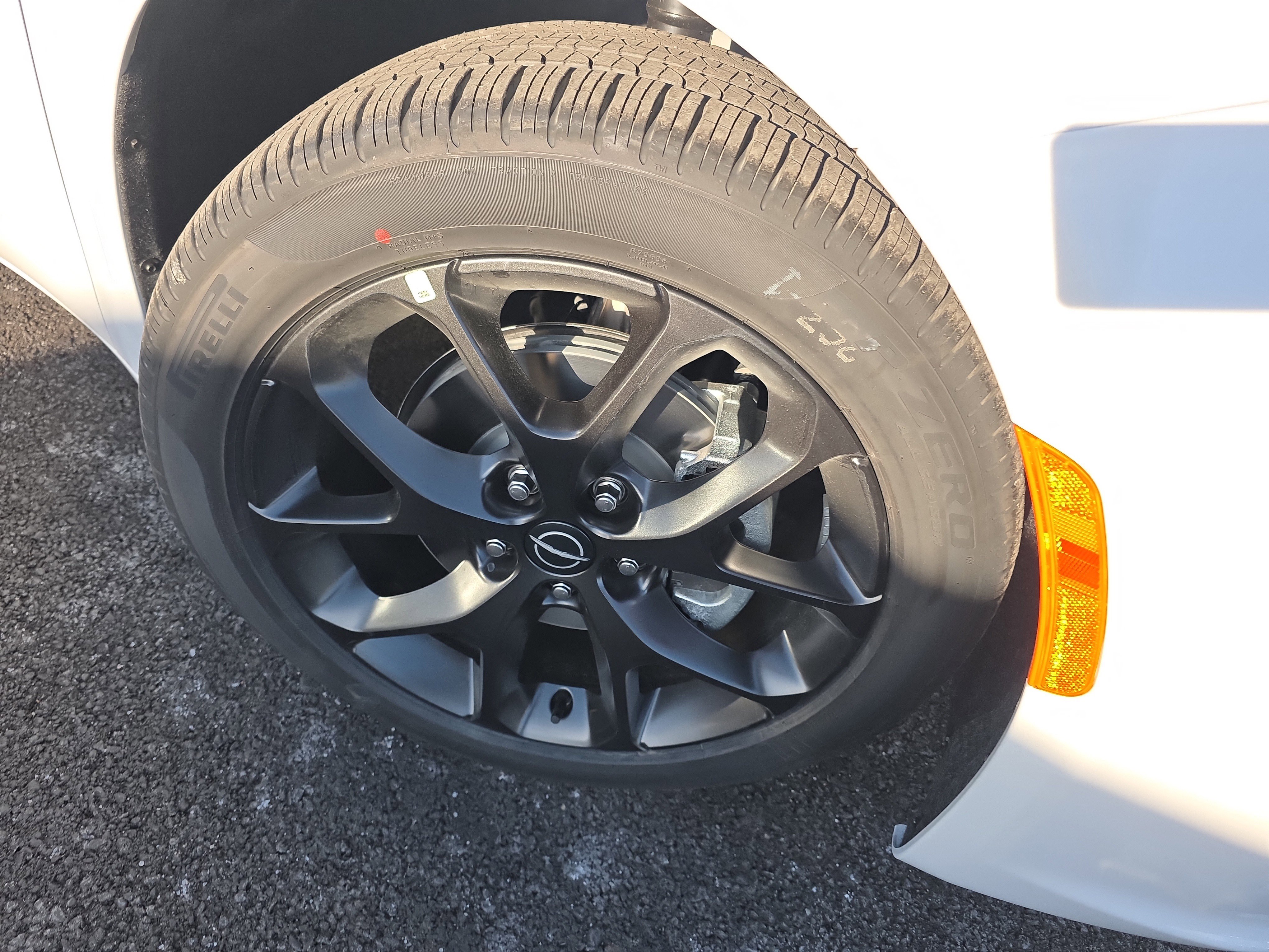 New 2026 Chrysler Pacifica Limited w/ S Appearance Package image 23