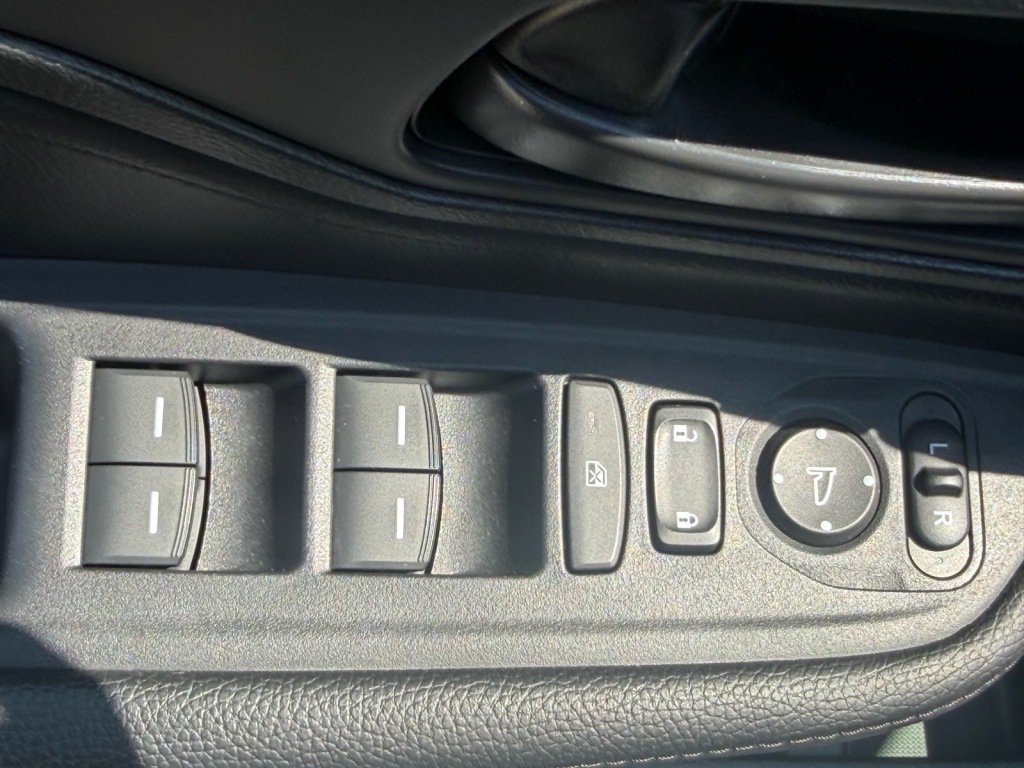 Used 2024 Honda Odyssey Sport image 14