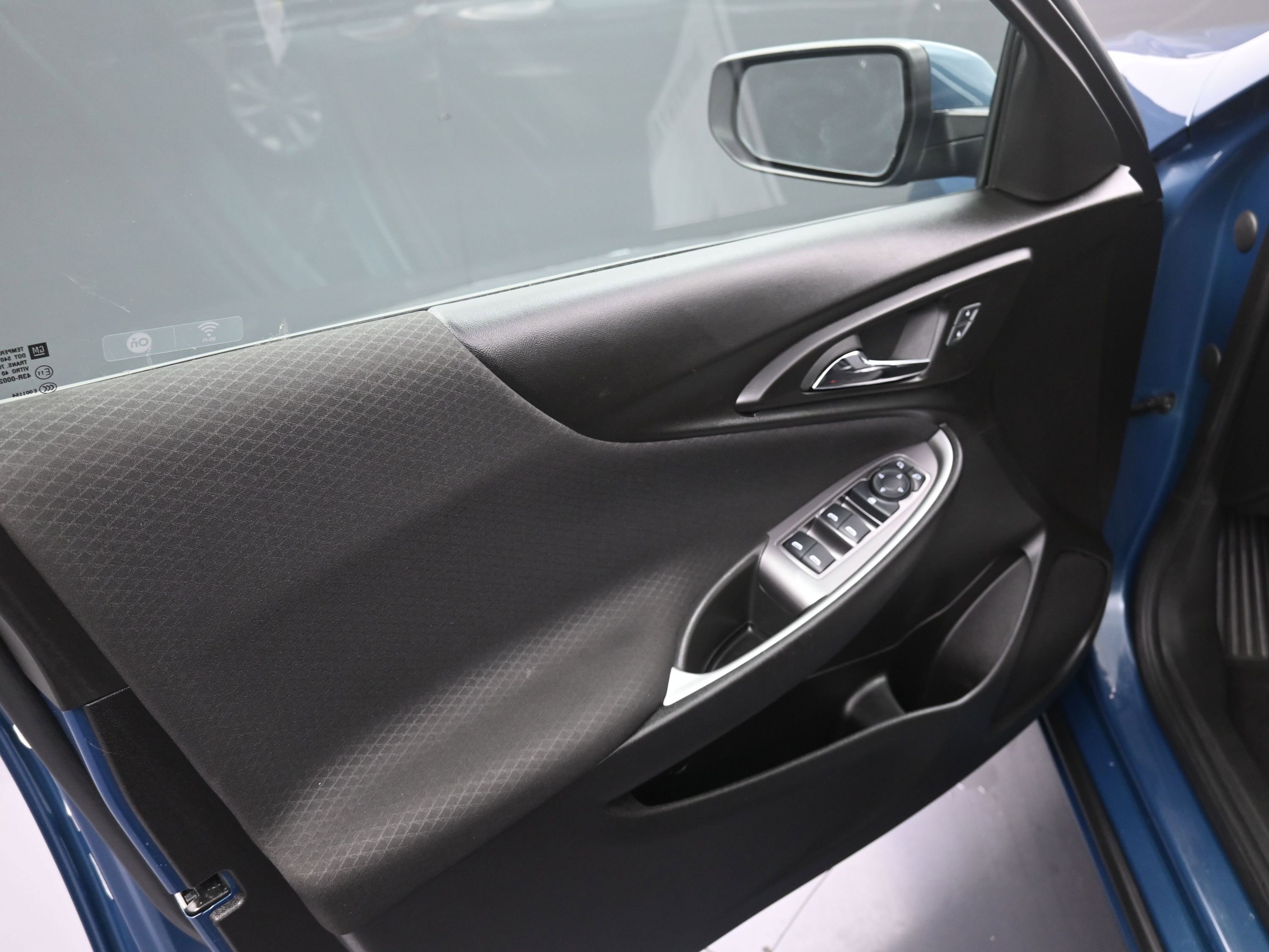 Used 2024 Chevrolet Malibu LT image 23