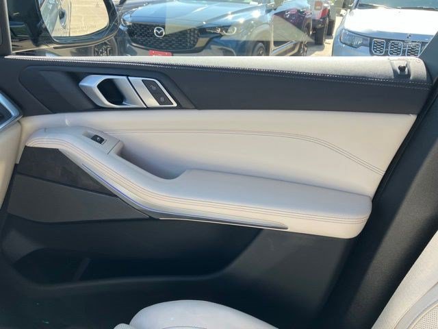 Used 2024 BMW X5 M60i w/ Executive Package AWD/4WD image 23