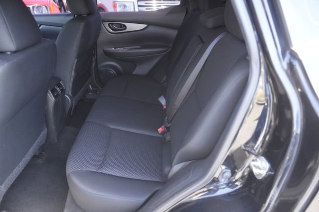 Used 2019 Nissan Rogue Sport S w/ Appearance Package image 12