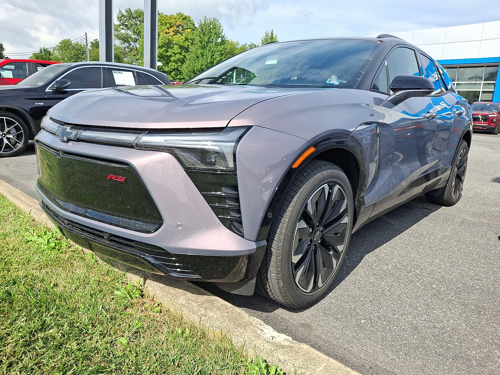 Certified 2026 Chevrolet Blazer EV RS w/ Super Cruise Package AWD/4WD image 3