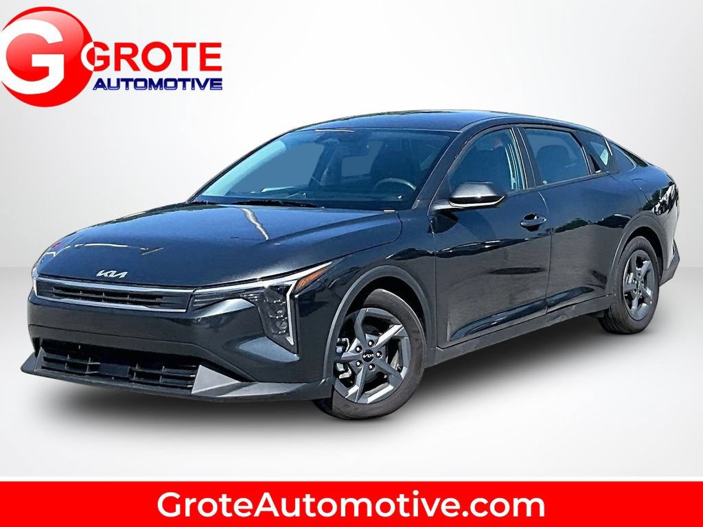 Used 2025 Kia K4 FWD image 1