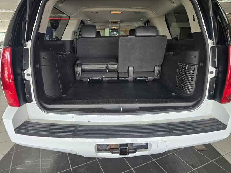Used 2013 GMC Yukon XL 2500 w/ Skid Plate Package AWD/4WD image 19