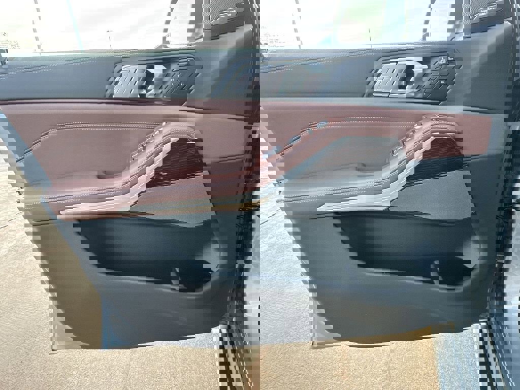 Used 2026 BMW X7 xDrive40i image 23