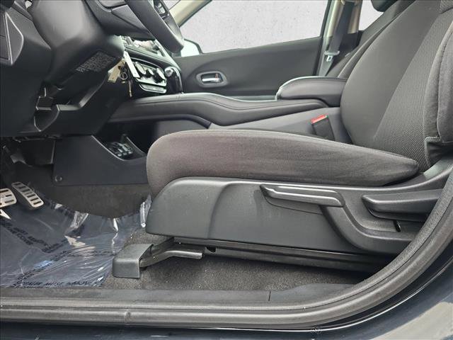 Used 2018 Honda HR-V LX image 27
