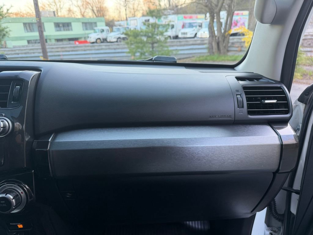 Used 2019 Toyota 4Runner Limited AWD/4WD image 36