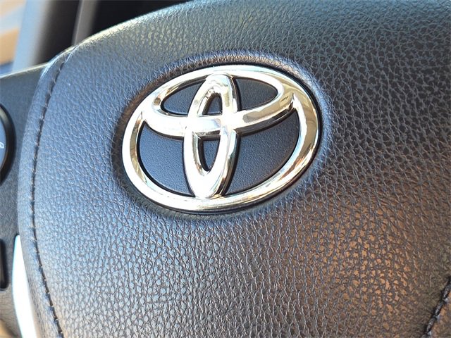 Used 2017 Toyota Corolla XSE image 21