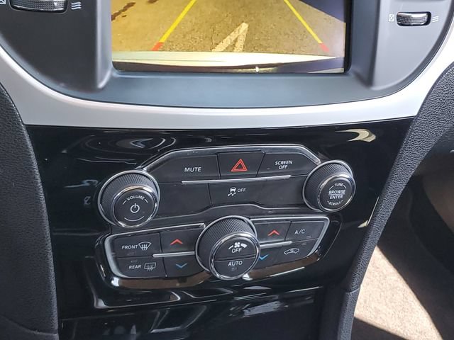 Used 2023 Chrysler 300 Touring w/ Sport Appearance Package RWD image 18