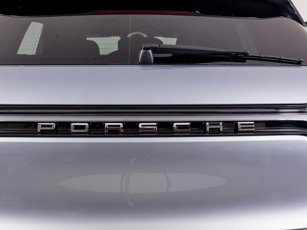 New 2026 Porsche Macan image 14