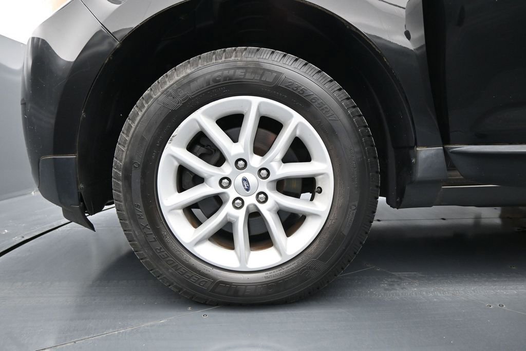 Used 2013 Ford Edge SE FWD image 25