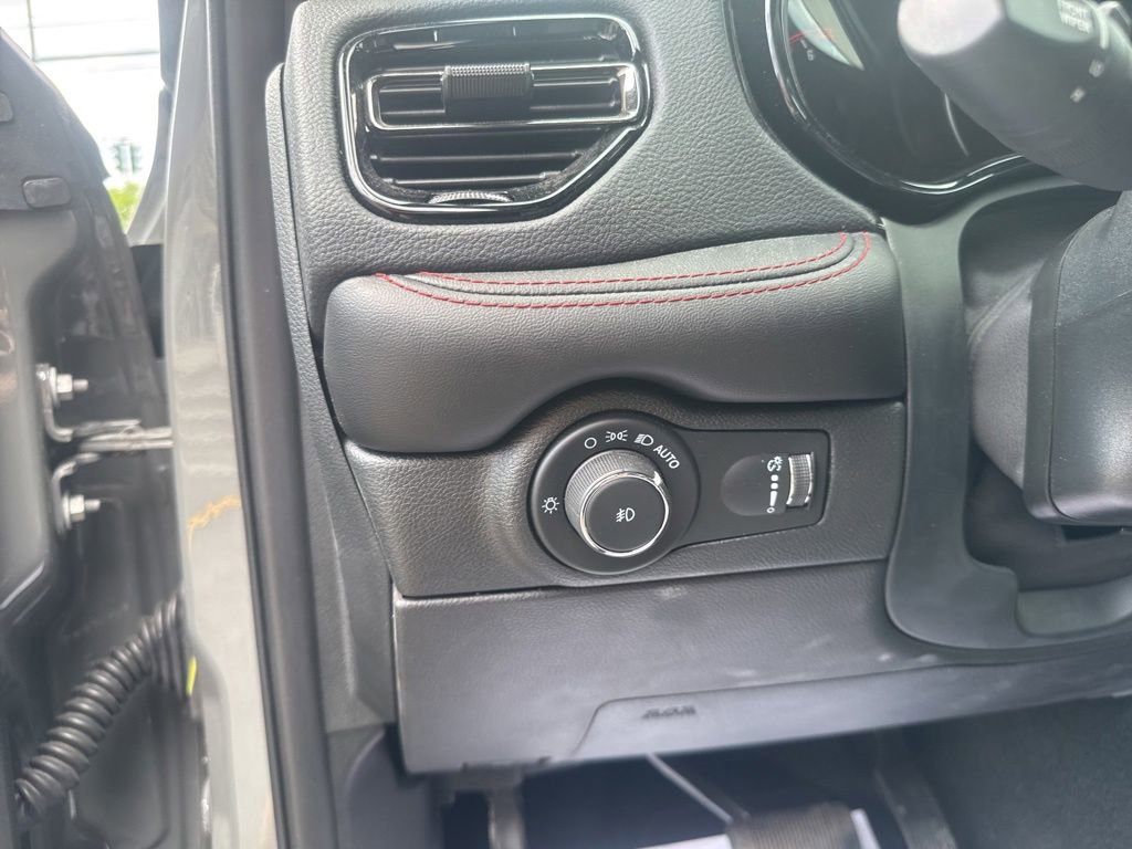 Used 2023 Dodge Durango GT AWD/4WD image 33