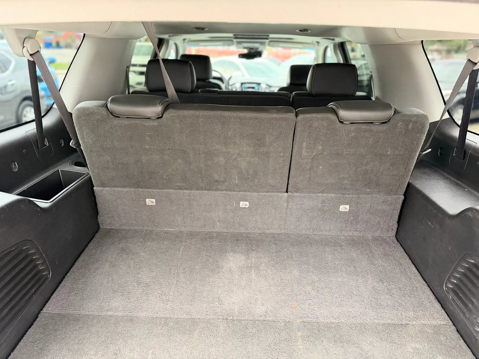 Used 2019 Chevrolet Suburban LT RWD image 7