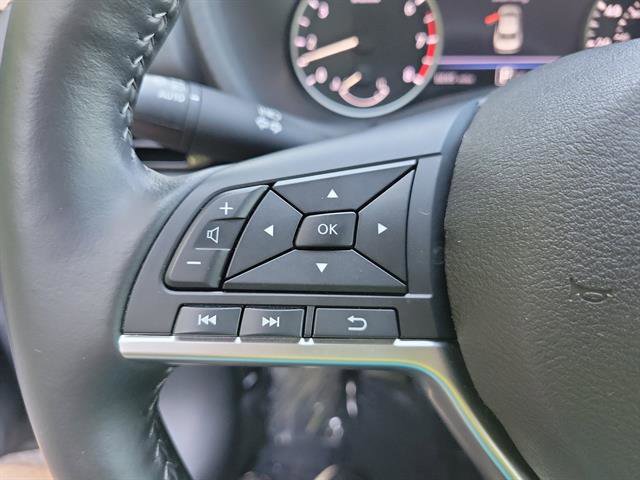 Used 2025 Nissan Sentra SV w/ All-Weather Package image 17