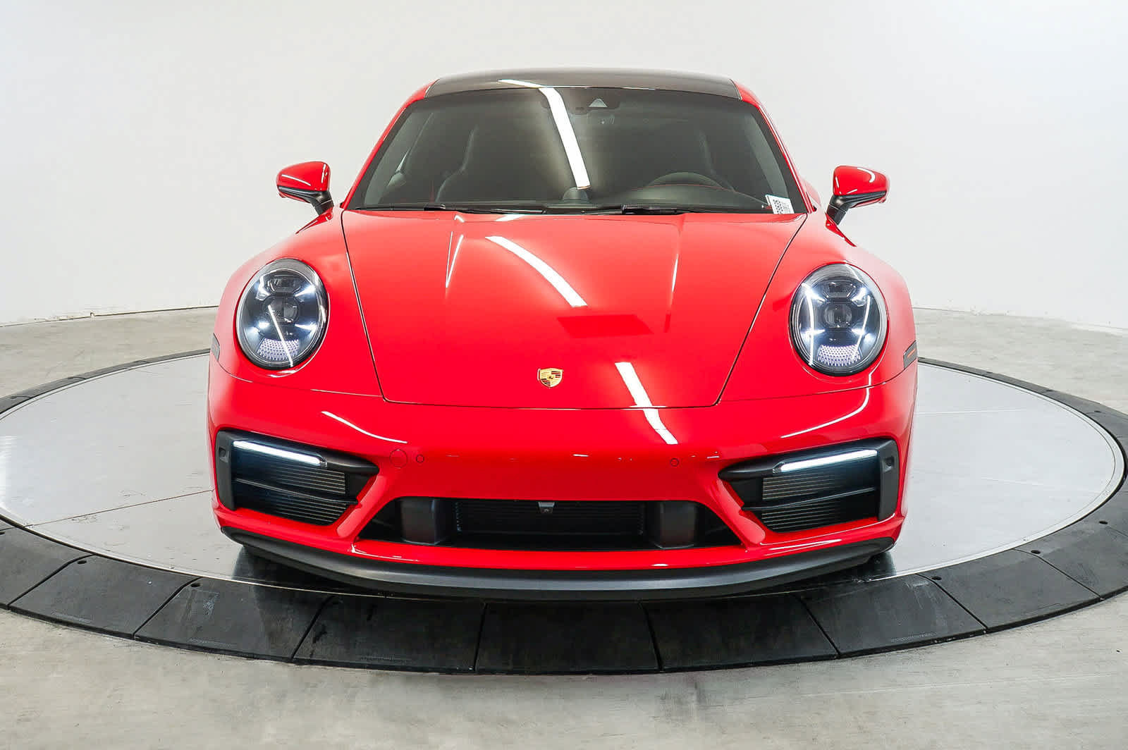 Certified 2024 Porsche 911 Carrera 4 GTS AWD/4WD image 6