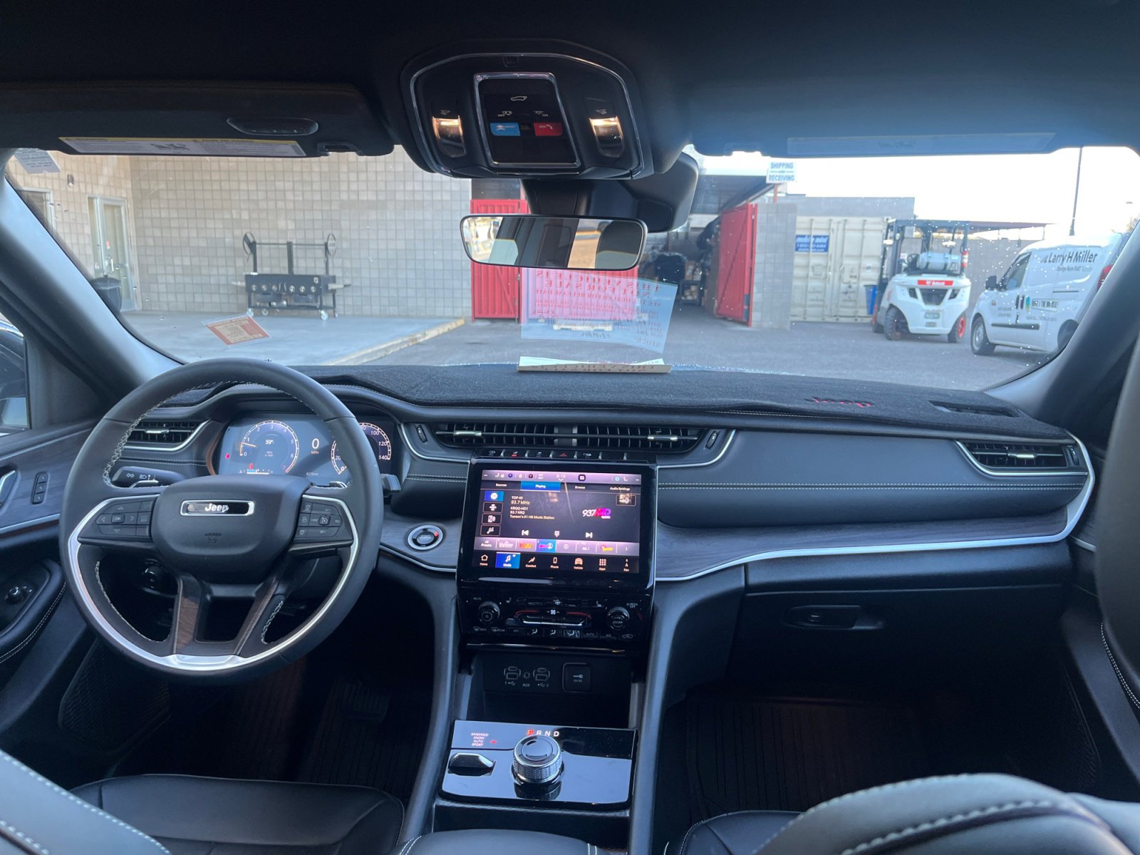 Used 2025 Jeep Grand Cherokee Limited w/ Trailer Tow Package image 20