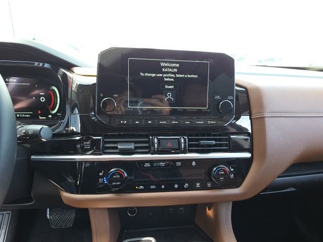 Used 2025 Nissan Pathfinder Platinum w/ Cargo Package image 18