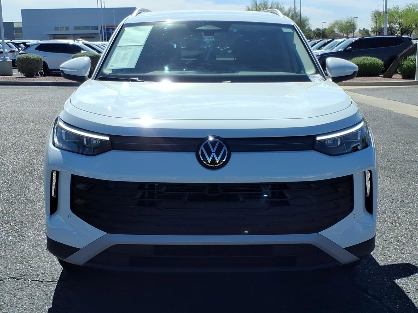 Certified 2025 Volkswagen Tiguan S FWD image 2