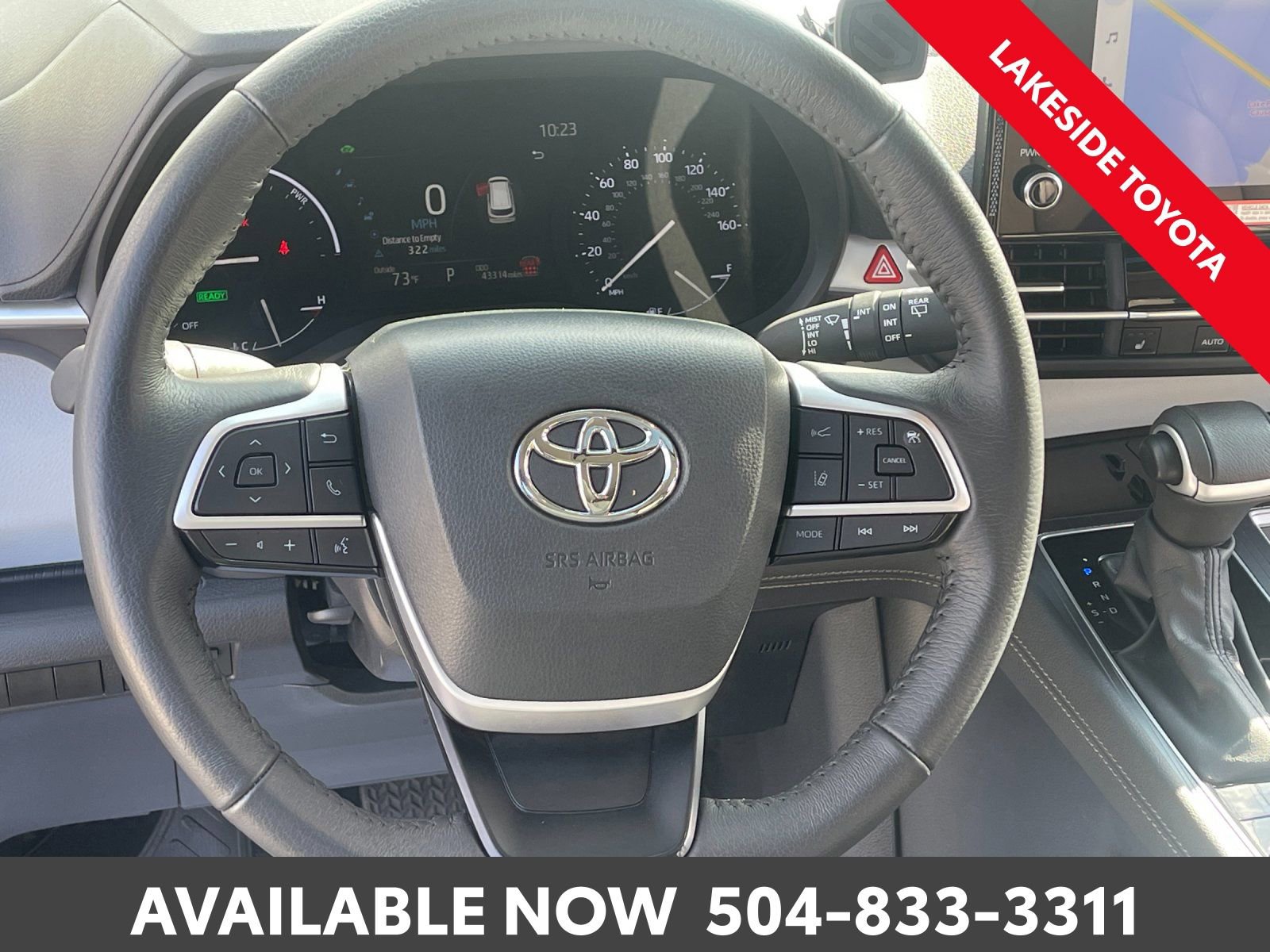 Used 2025 Toyota Sienna XLE image 24