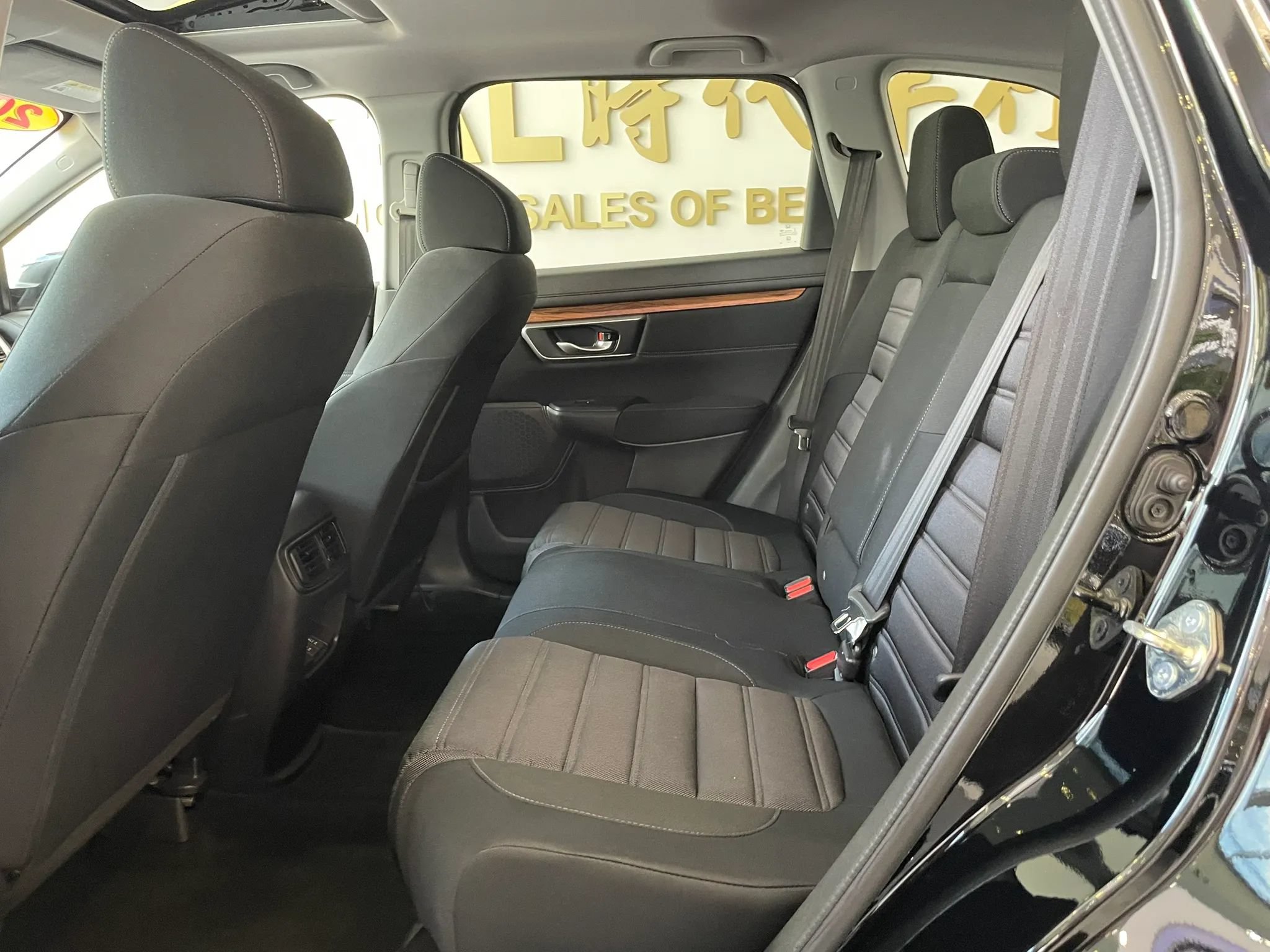 Used 2018 Honda CR-V EX image 19