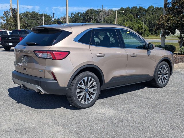 Used 2020 Ford Escape Titanium AWD/4WD image 4