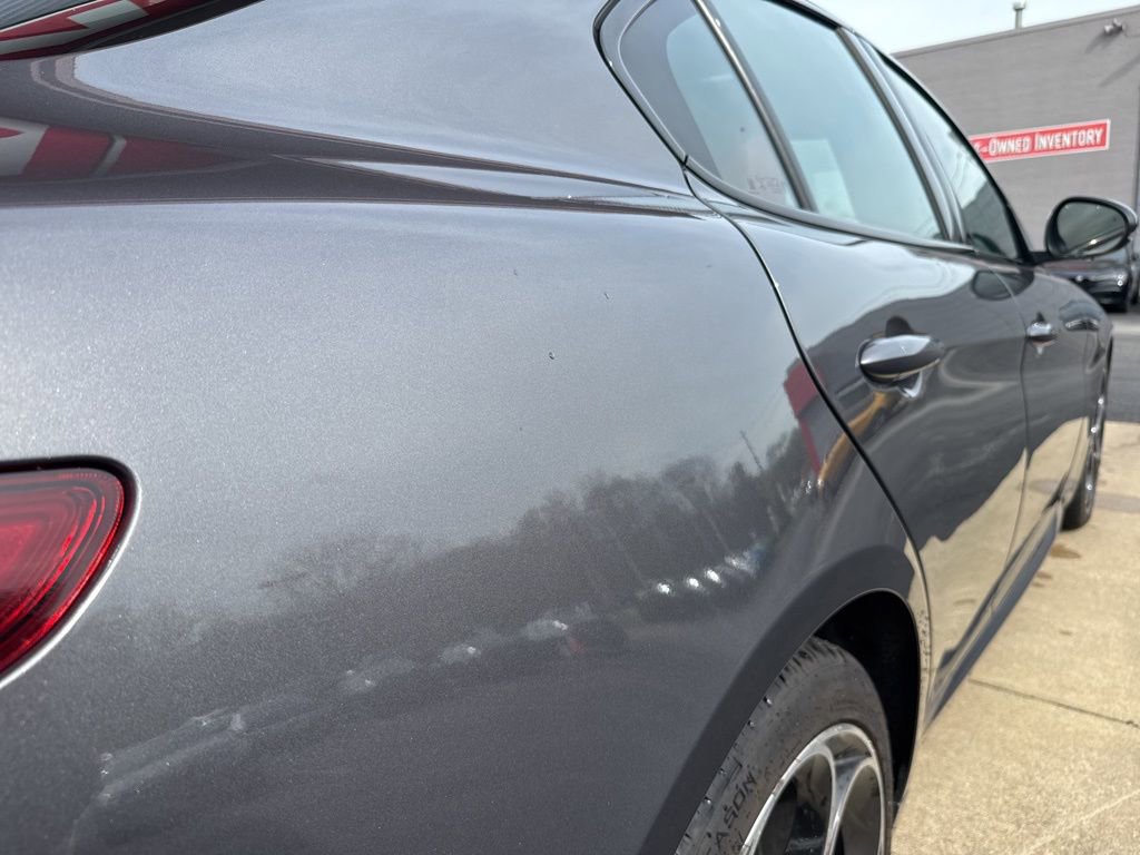 Used 2022 Alfa Romeo Giulia Veloce image 6