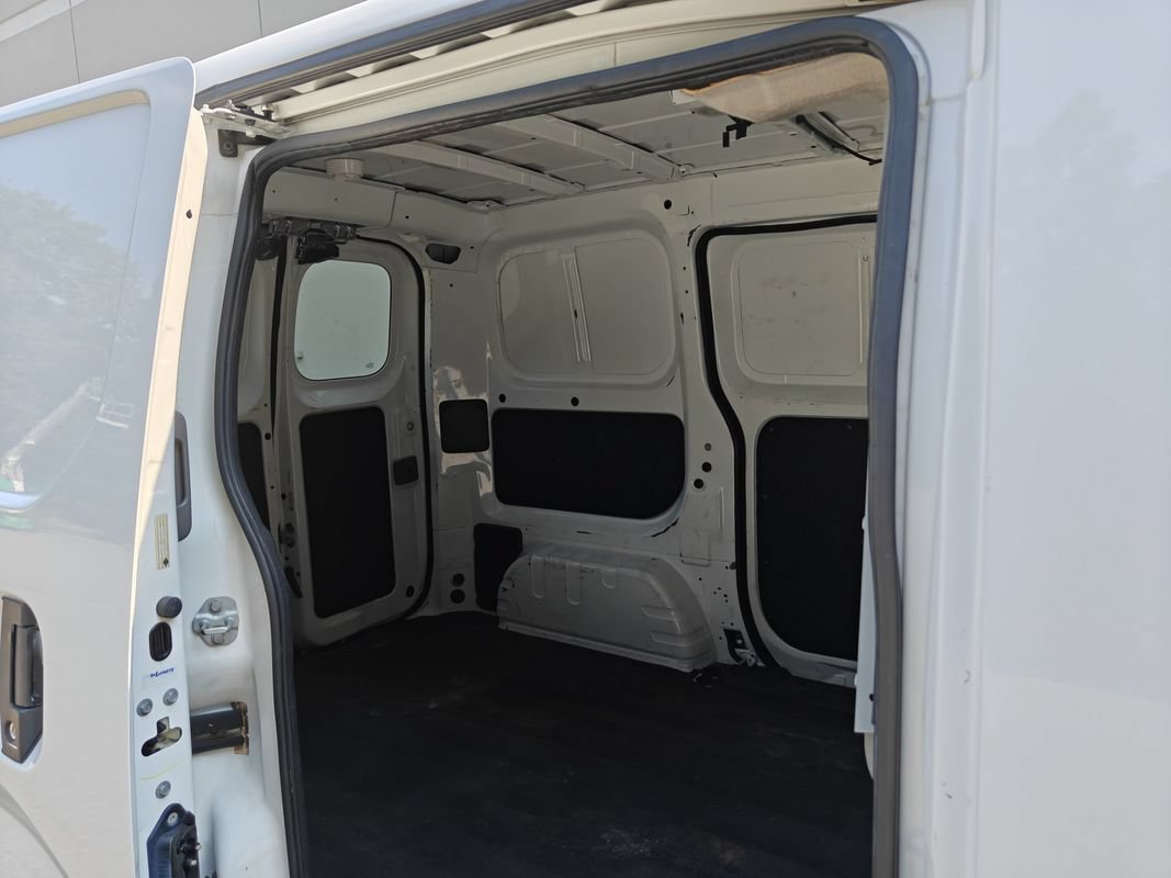 Used 2015 Chevrolet City Express LT FWD image 9
