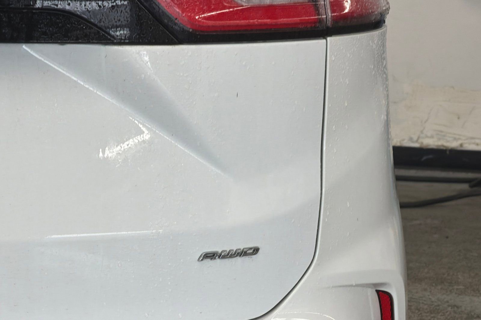 Used 2023 Ford Edge SE image 25