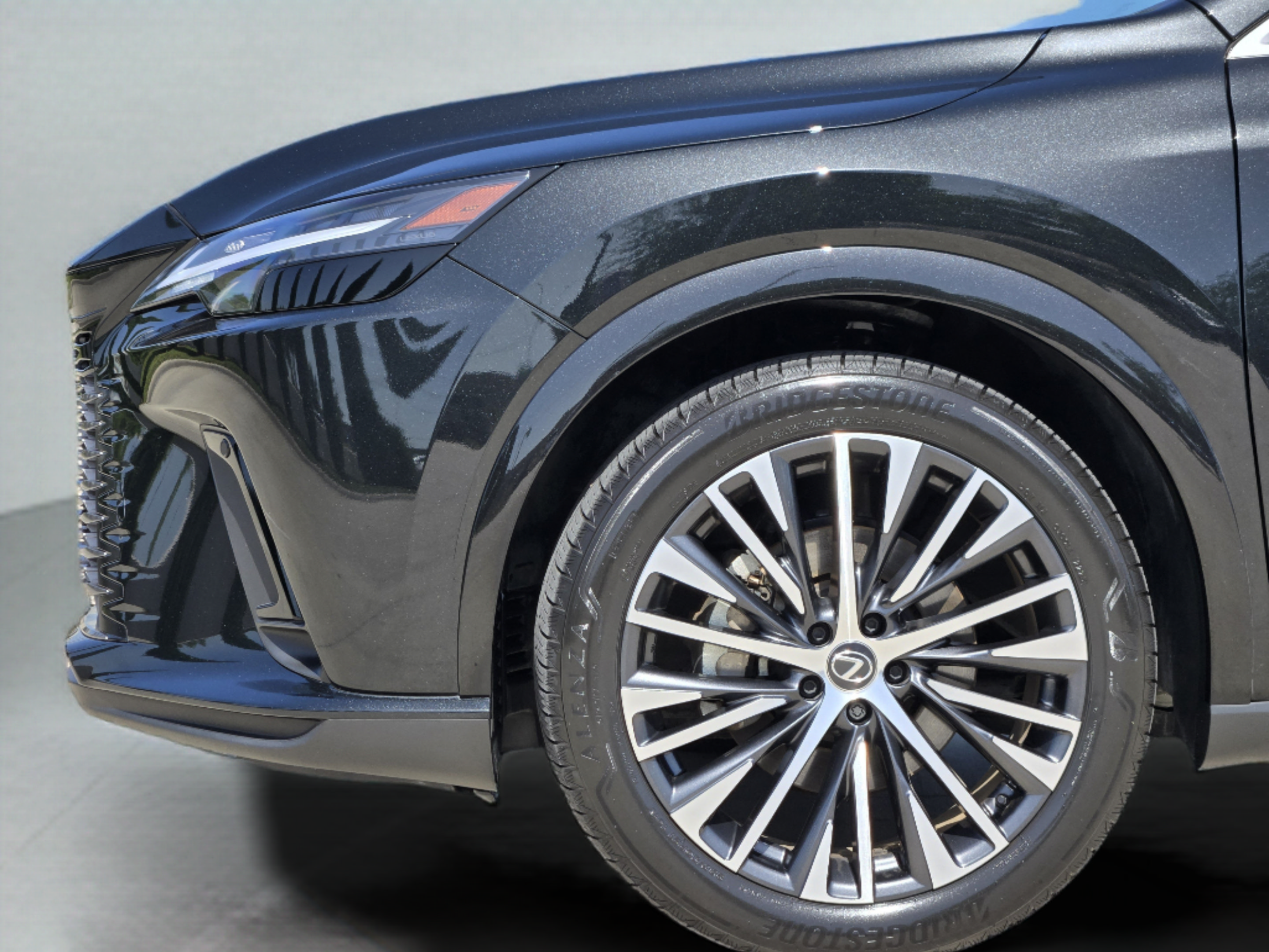 Certified 2025 Lexus RX 350 Premium Plus w/ Accessory Package (Z1) FWD image 34