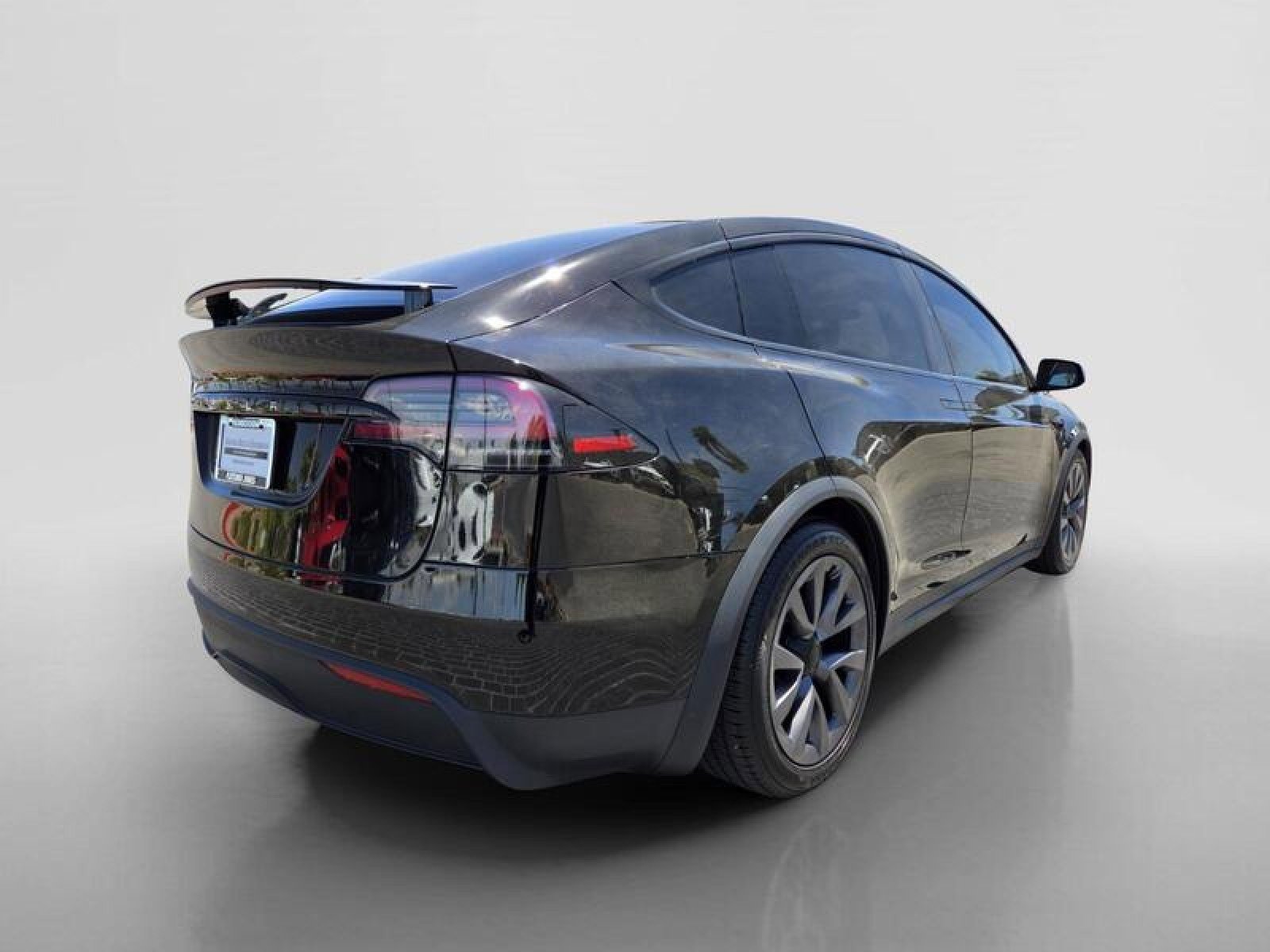 Used 2024 Tesla Model X AWD/4WD image 5