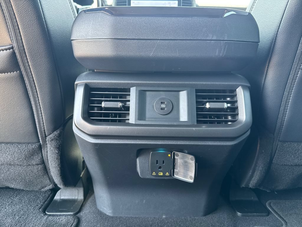 Used 2025 Ford F150 Lariat AWD/4WD image 34