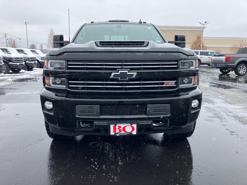Used 2018 Chevrolet Silverado 2500 LTZ image 2
