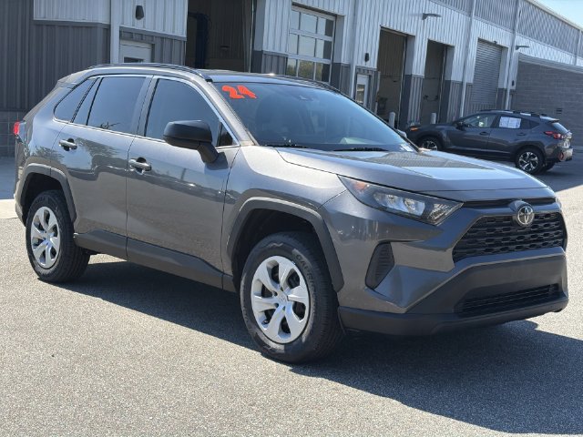Used 2021 Toyota RAV4 LE FWD image 15