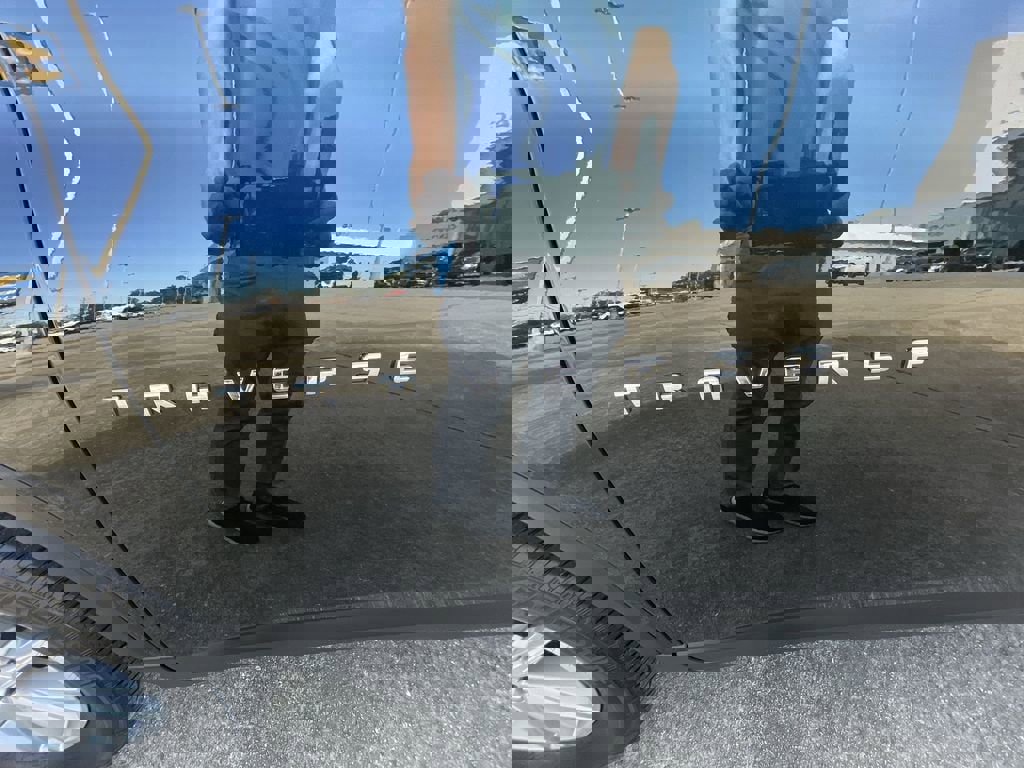 Certified 2023 Chevrolet Traverse LT image 31