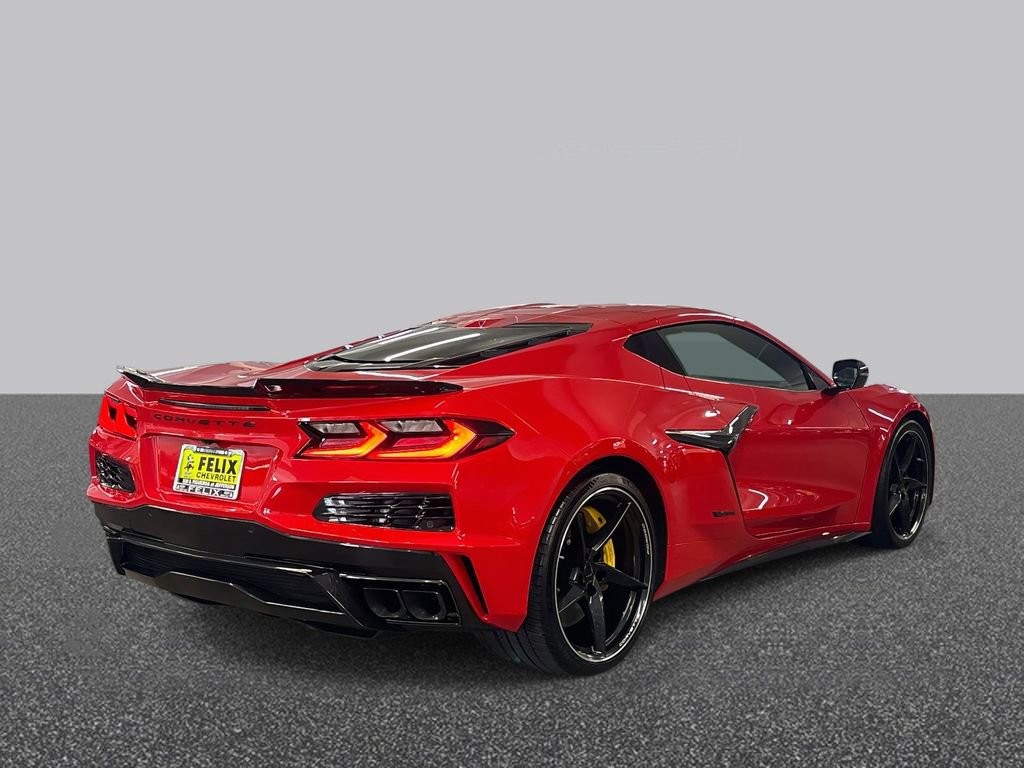New 2025 Chevrolet Corvette E-Ray image 3