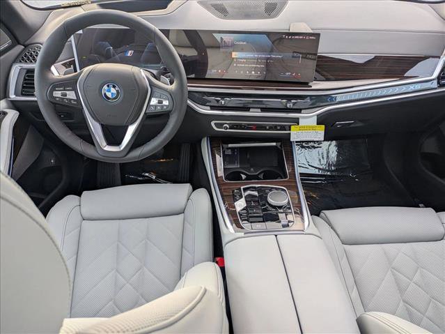 Used 2026 BMW X5 xDrive50e w/ Premium Package AWD/4WD image 16