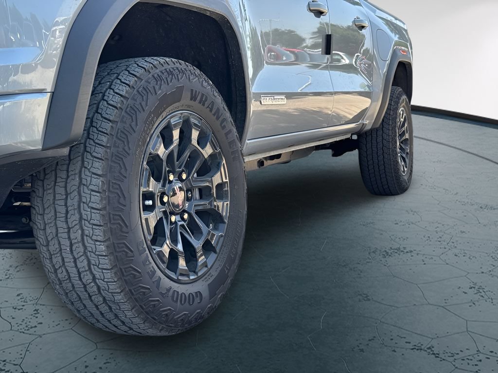 New 2026 GMC Canyon Elevation w/ Convenience Package RWD image 2